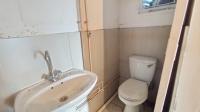 Bathroom 1 - 14 square meters of property in Bulwer (Dbn)