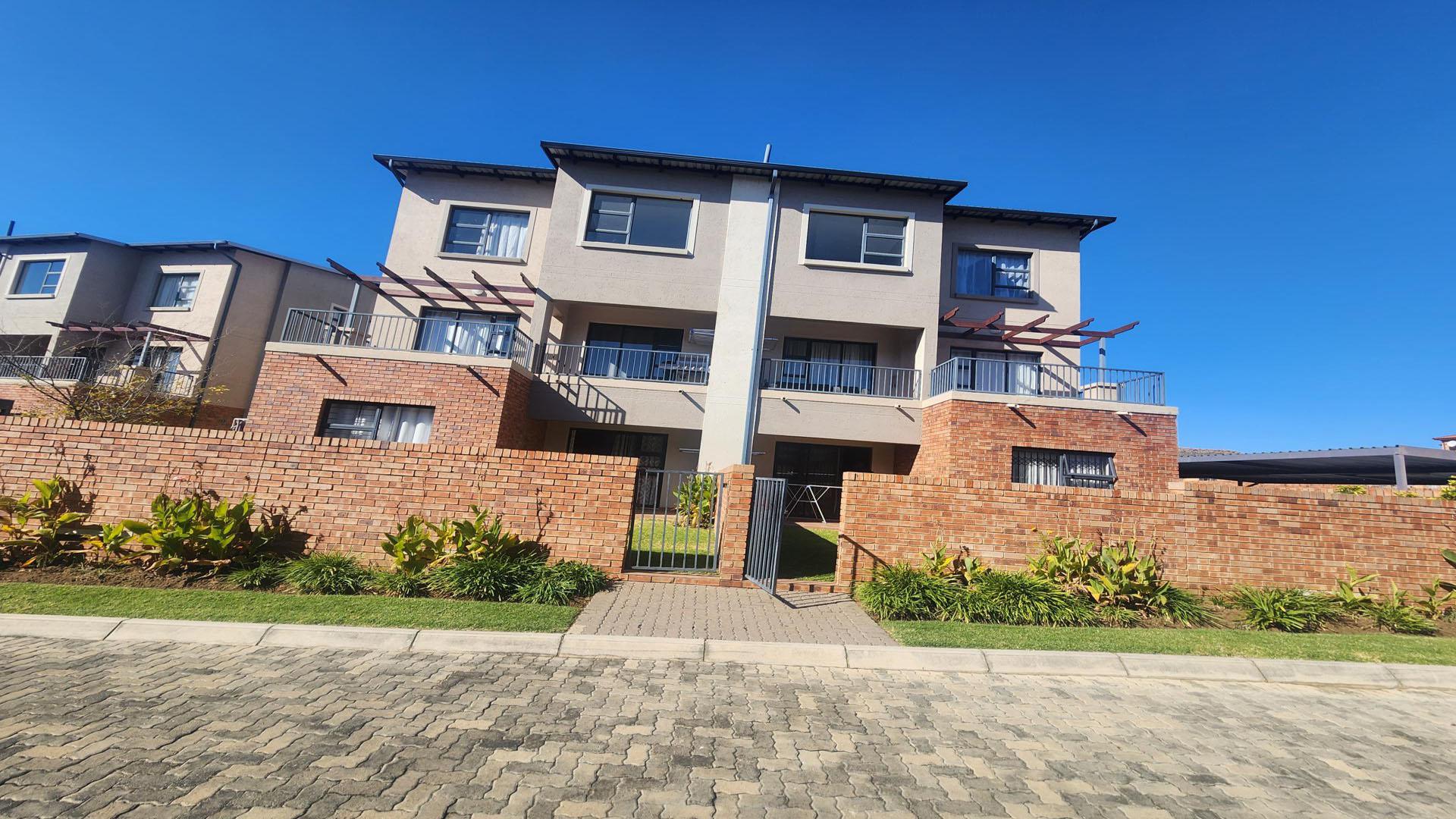 Front View of property in Wilgeheuwel 
