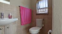 Main Bathroom - 4 square meters of property in Wilgeheuwel 