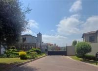 Front View of property in Radiokop