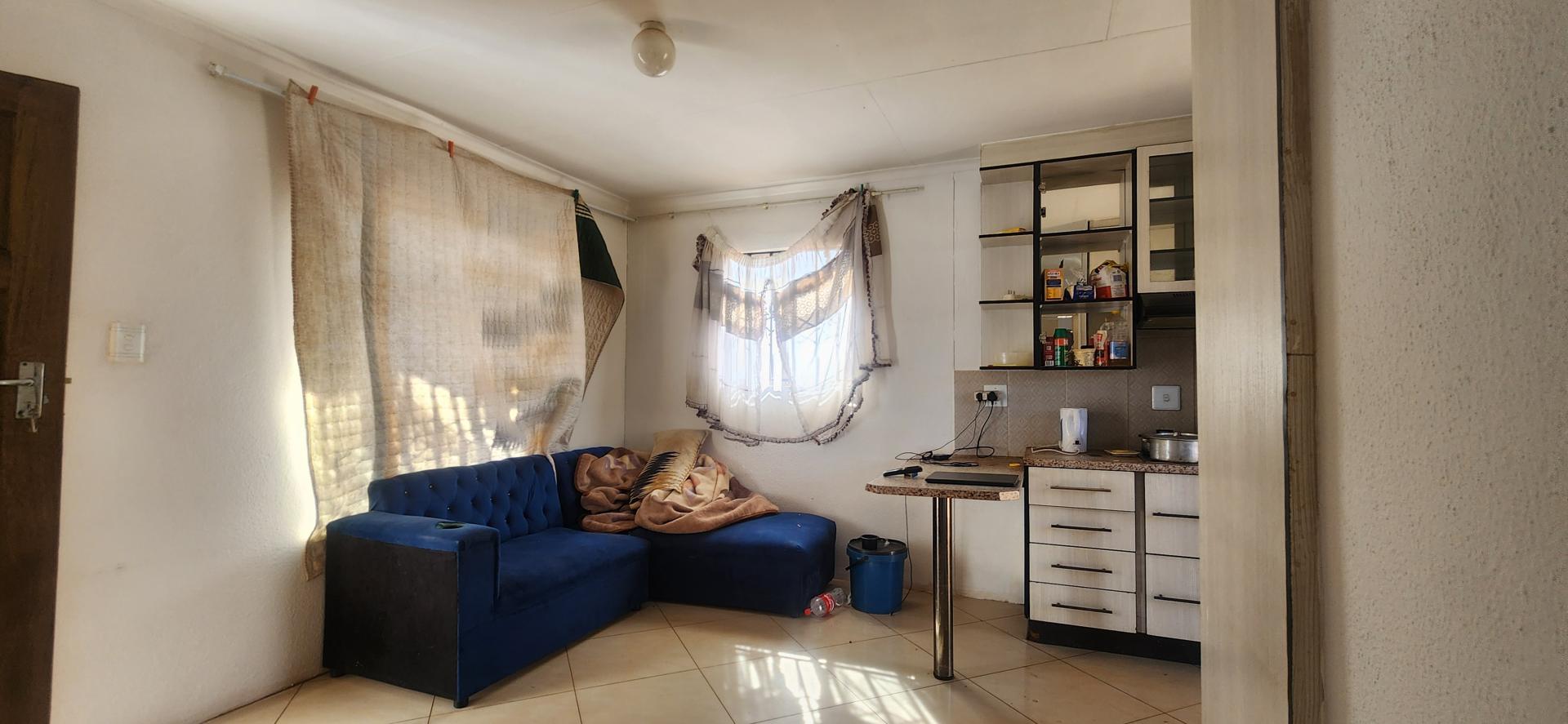  of property in Mapleton