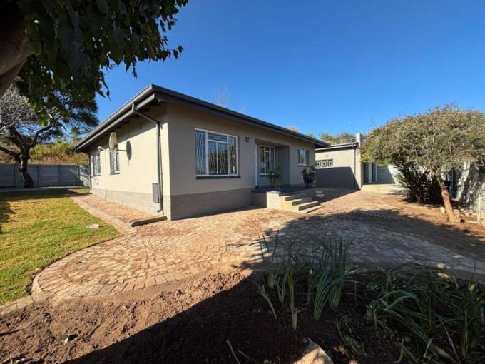 3 Bedroom House for Sale For Sale in Sophiatown - MR680172