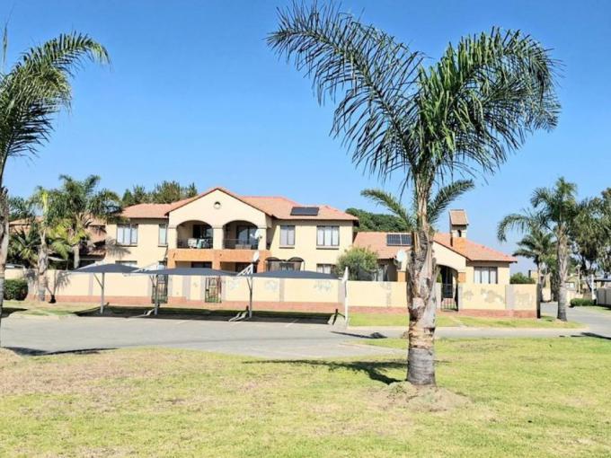 2 Bedroom Apartment for Sale For Sale in Halfway Gardens - MR680180