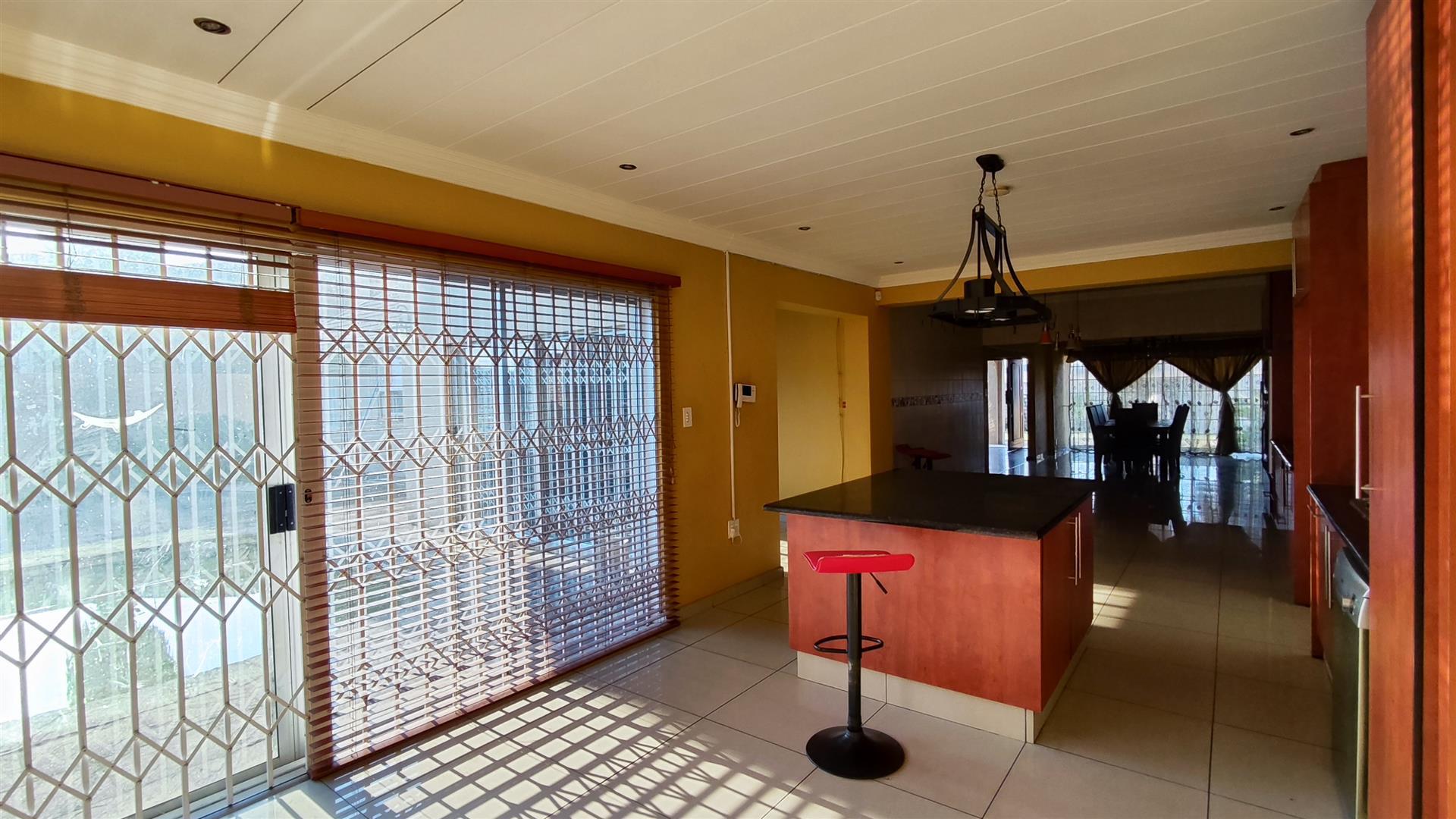 Kitchen - 43 square meters of property in Parkrand