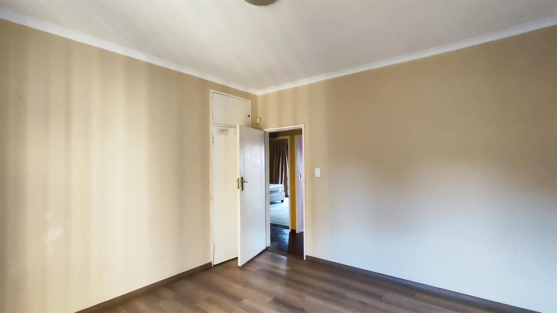 Bed Room 4 - 16 square meters of property in Parkrand