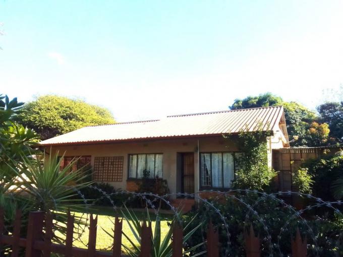 3 Bedroom House for Sale For Sale in Geelhoutpark - MR680202