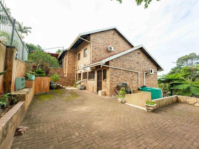 5 Bedroom House for Sale For Sale in Pennington - MR680204