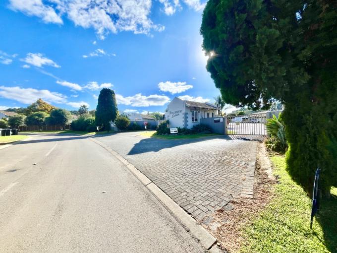 2 Bedroom Simplex for Sale For Sale in Meyersdal - MR680220