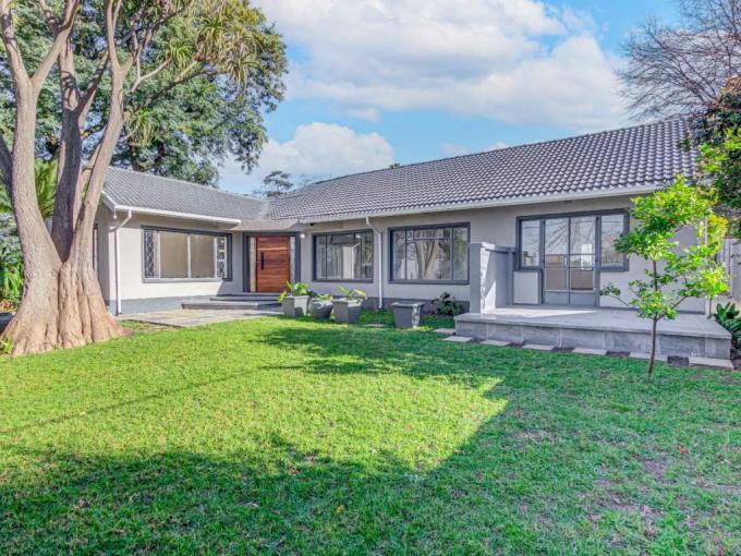 4 Bedroom House for Sale For Sale in Blairgowrie - MR680228