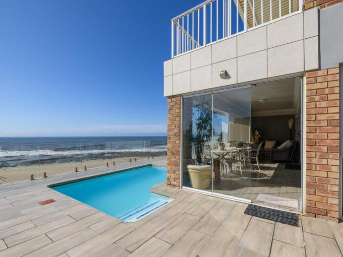 4 Bedroom House for Sale For Sale in Shelly Beach - MR680230