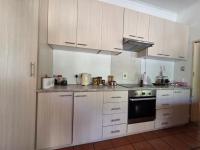  of property in Brackendowns