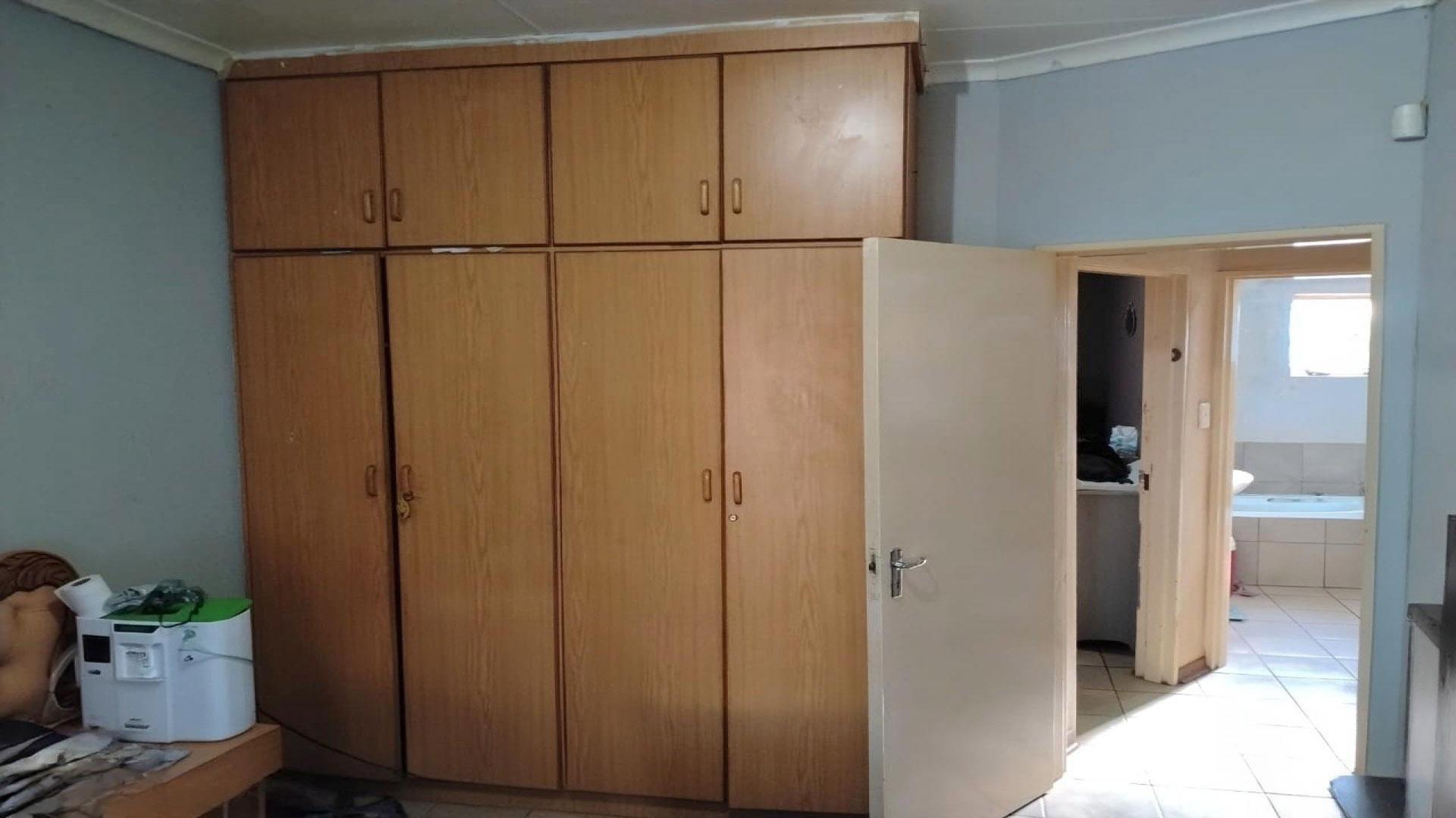 Bed Room 3 of property in Kuruman