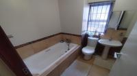Bathroom 1 of property in Greenstone Hill