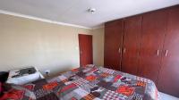 Bed Room 1 of property in Soshanguve