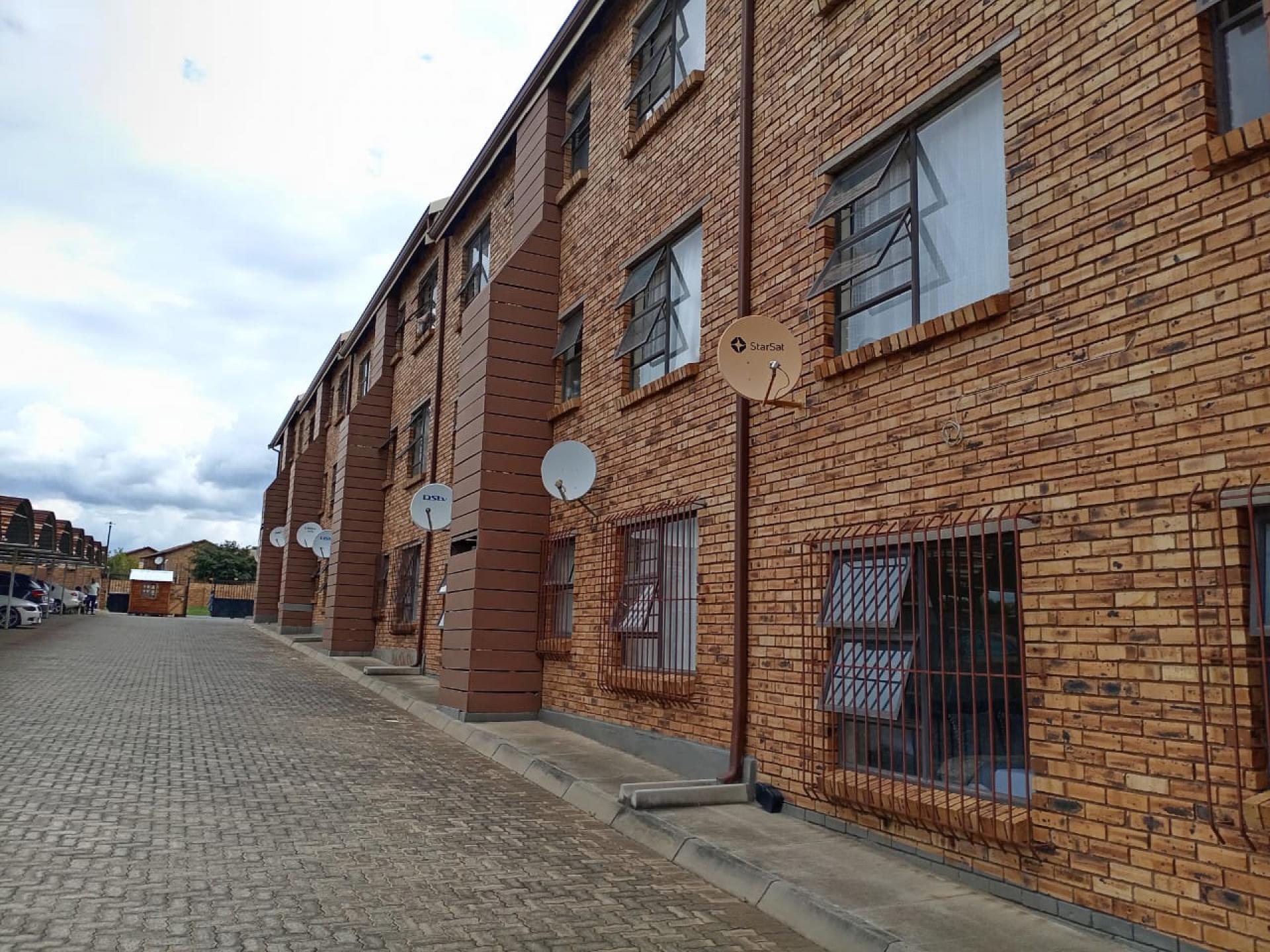  of property in Honey Park