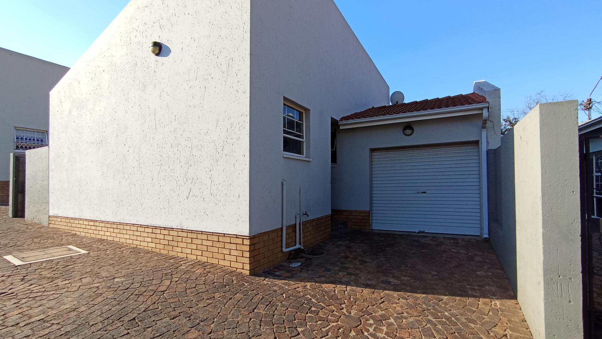 Front View of property in Elsburg