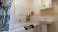 Bathroom 1 - 5 square meters of property in Elsburg