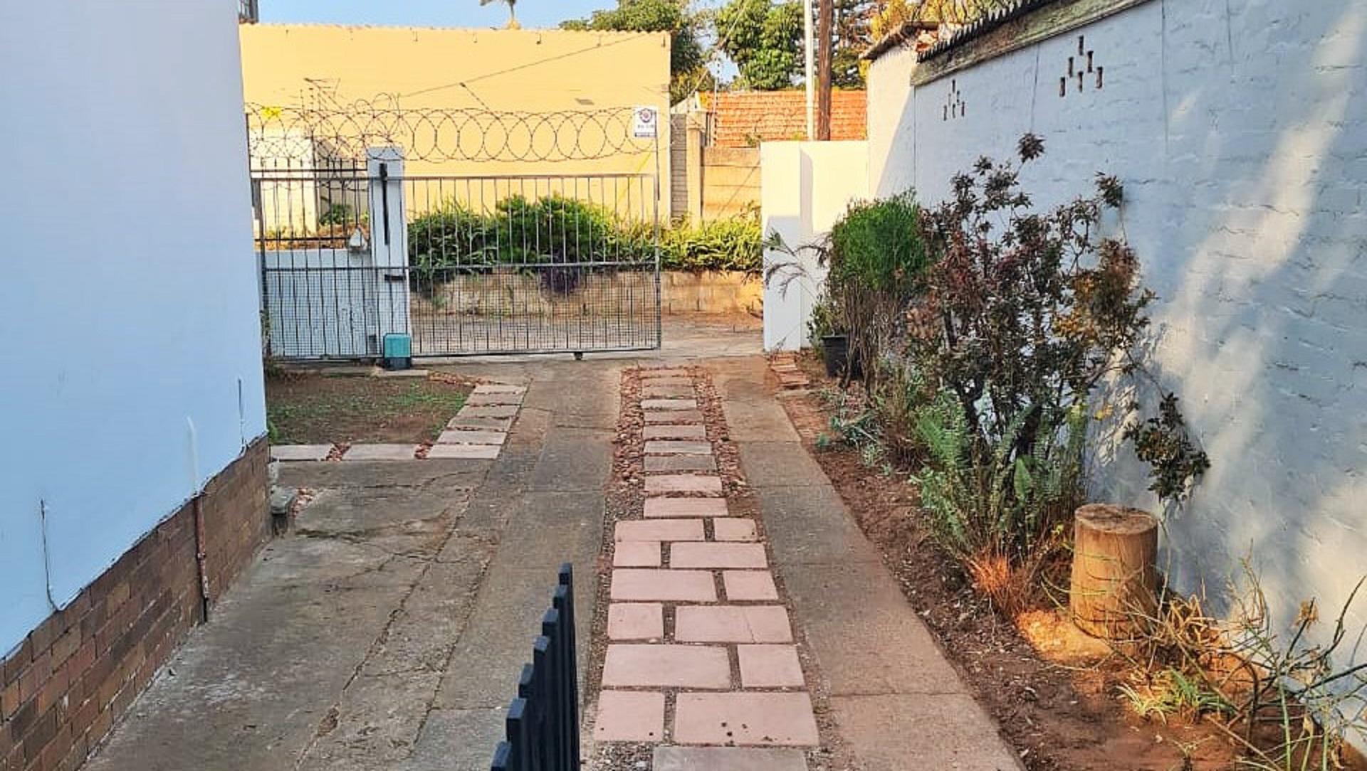 Spaces of property in Bulwer (Dbn)
