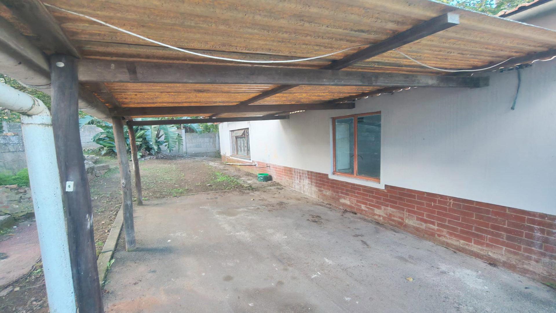 Carport  of property in Ashley