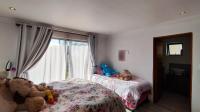 Main Bedroom - 14 square meters of property in Terenure