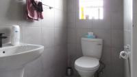 Main Bathroom - 4 square meters of property in Wilgeheuwel 