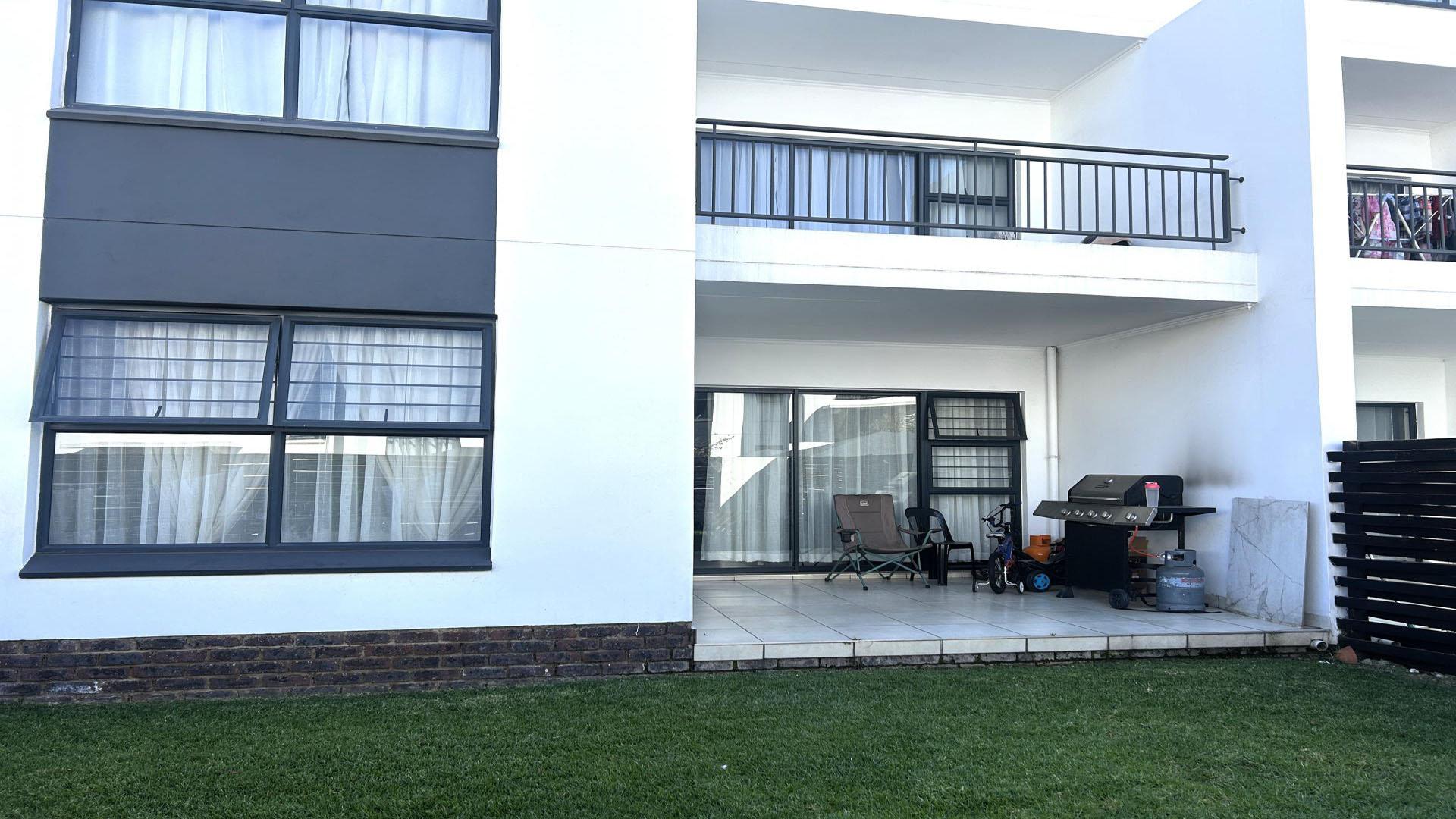 Front View of property in Oakdene