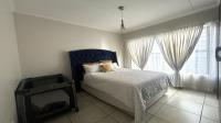 Bed Room 2 of property in Oakdene