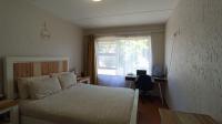 Bed Room 1 - 18 square meters of property in Paulshof