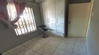 Bed Room 1 of property in Windmill Park