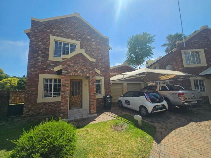 2 Bedroom Simplex to Rent in Doringkruin - Property to rent - MR680385