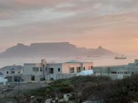  of property in Bloubergstrand