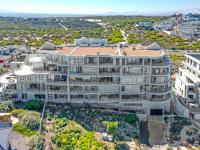  of property in Bloubergstrand