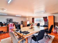  of property in Glenvista