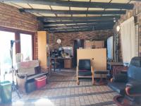  of property in Glenvista