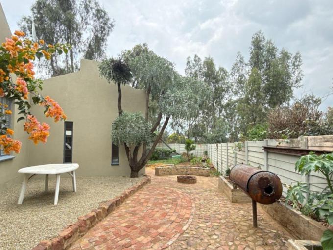 3 Bedroom House for Sale For Sale in Albertsdal - MR680412