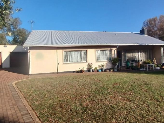3 Bedroom House for Sale For Sale in Rensburg - MR680418