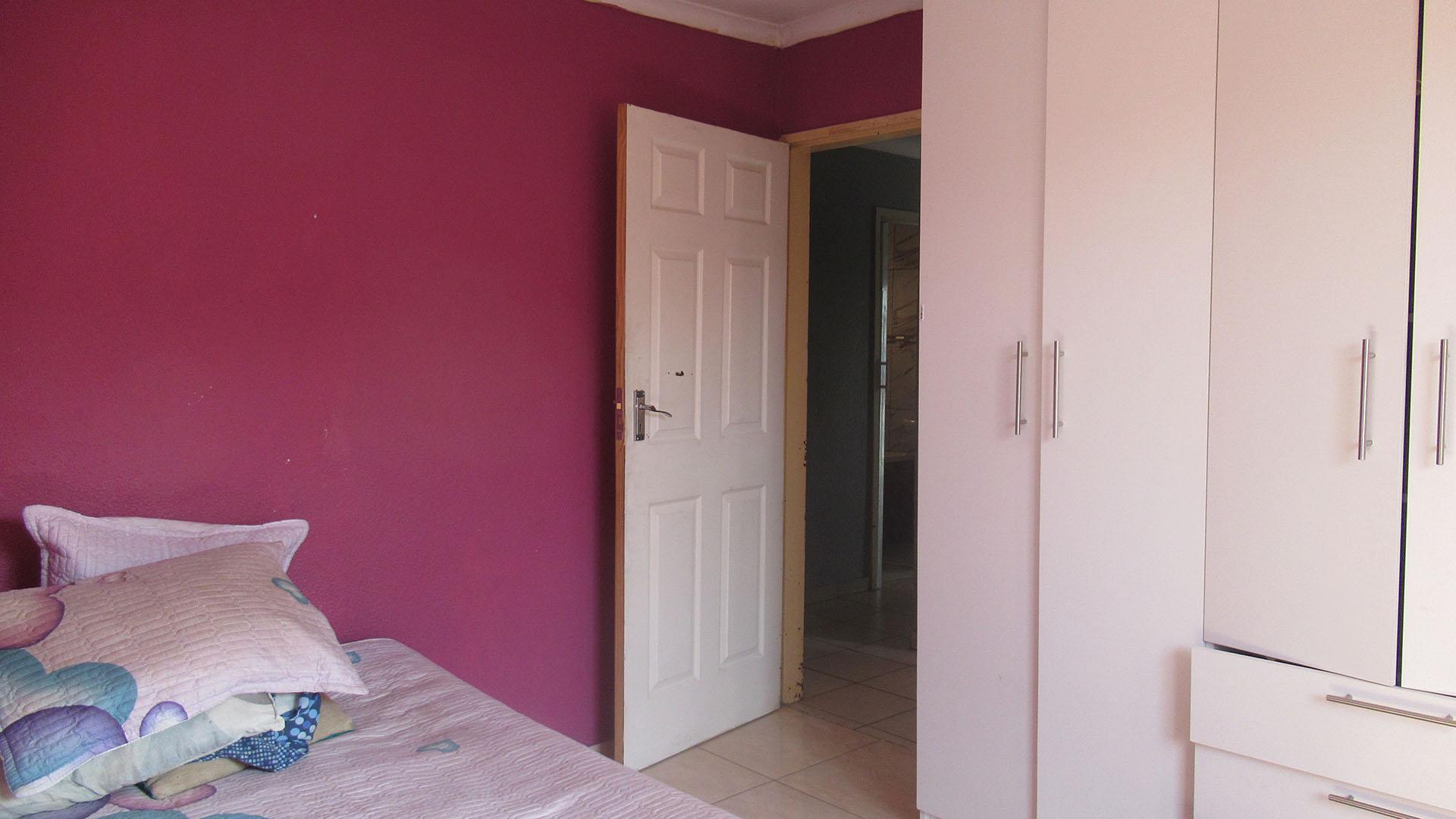 Bed Room 2 - 13 square meters of property in Ennerdale