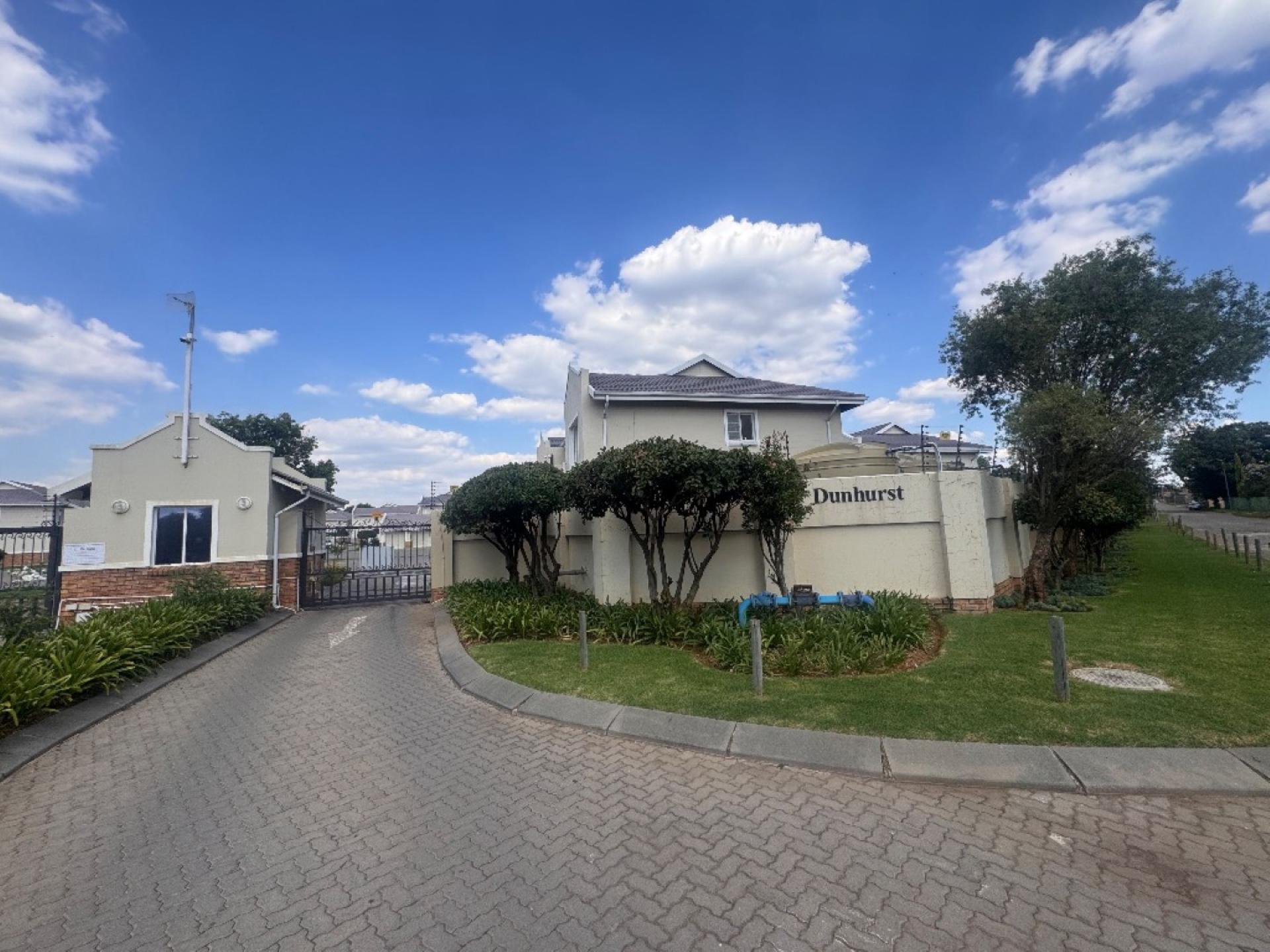 Front View of property in Norton's Home Estates