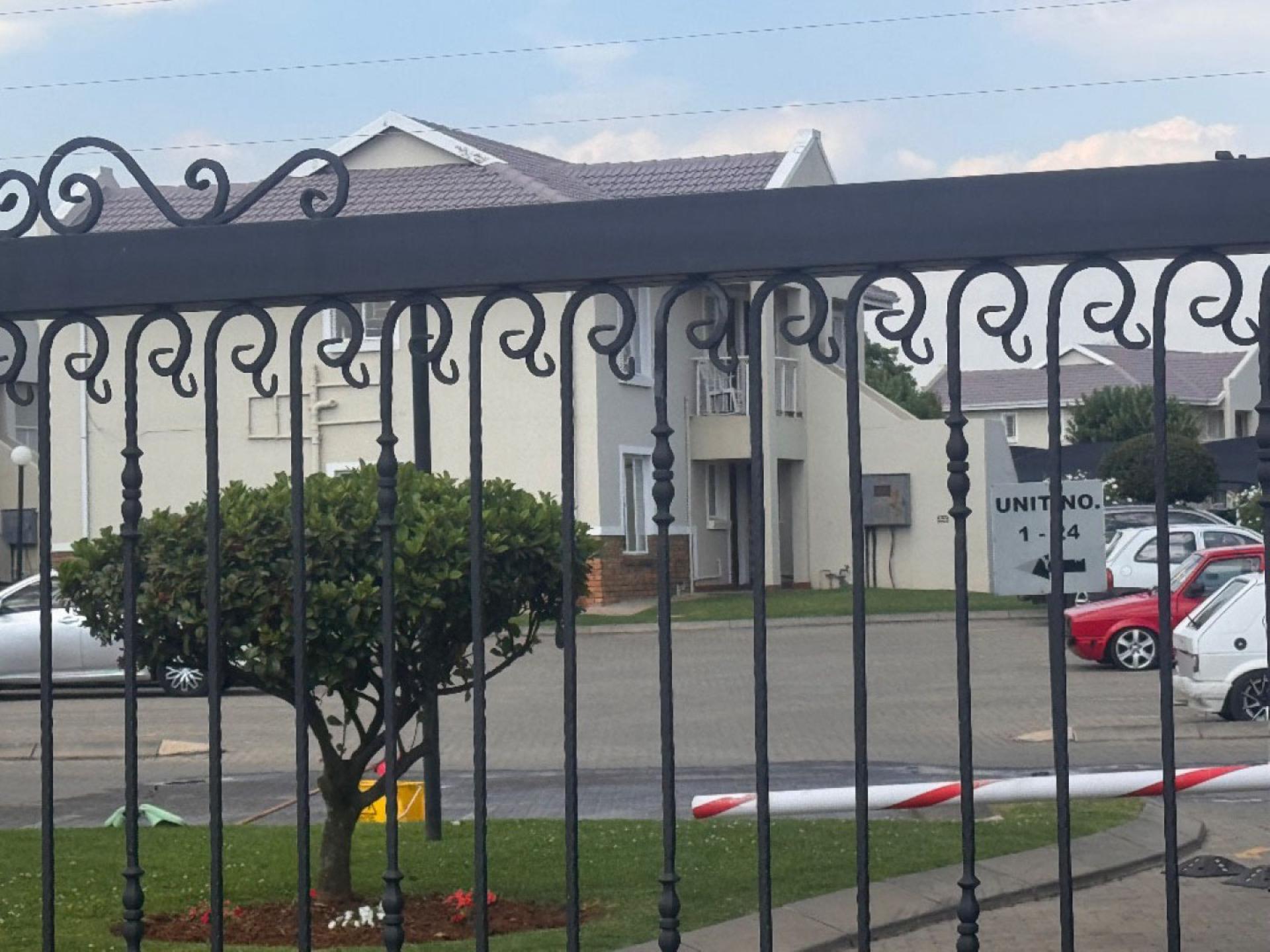 Front View of property in Norton's Home Estates