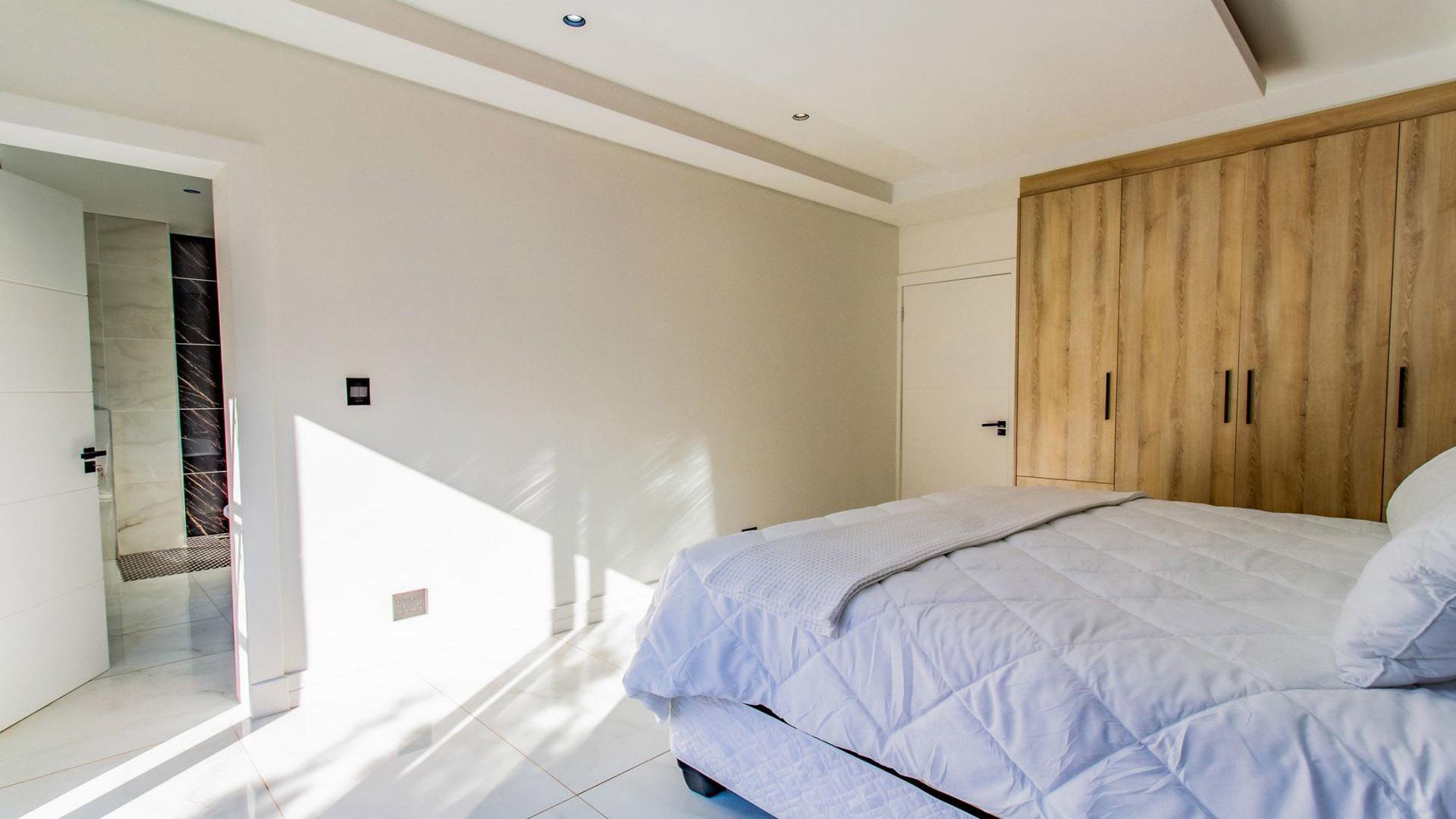 Bed Room 5+ of property in The Islands Estate