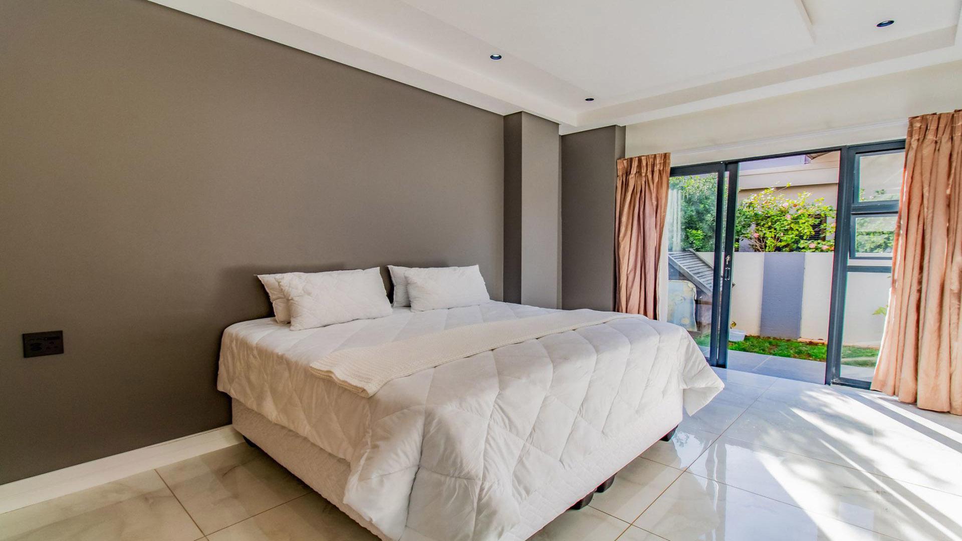 Bed Room 5+ of property in The Islands Estate