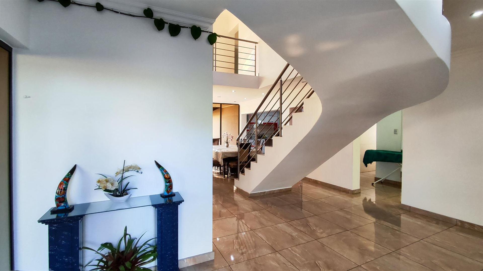 Spaces - 71 square meters of property in Parkhaven