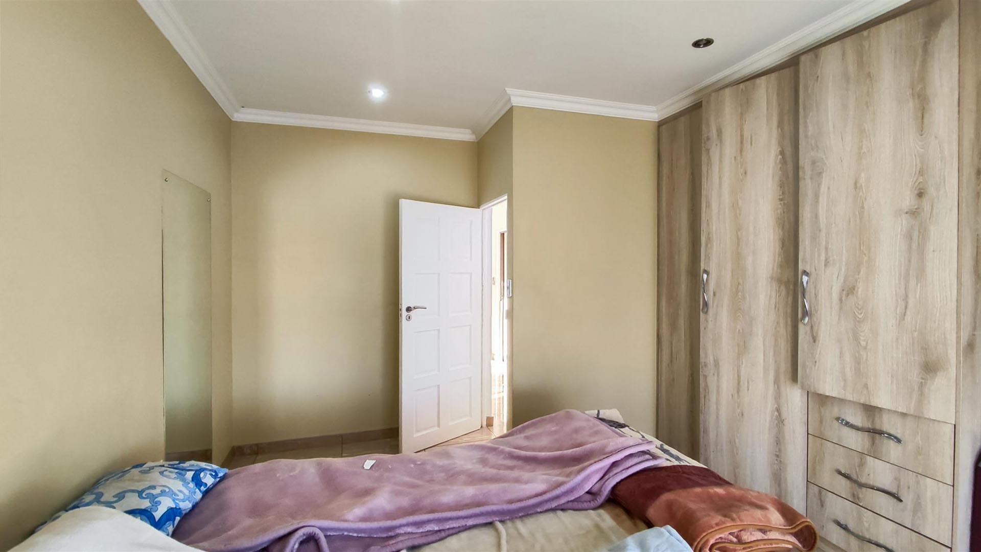 Bed Room 3 - 13 square meters of property in Parkhaven