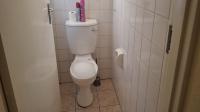 Bathroom 1 - 2 square meters of property in Rembrandt Park