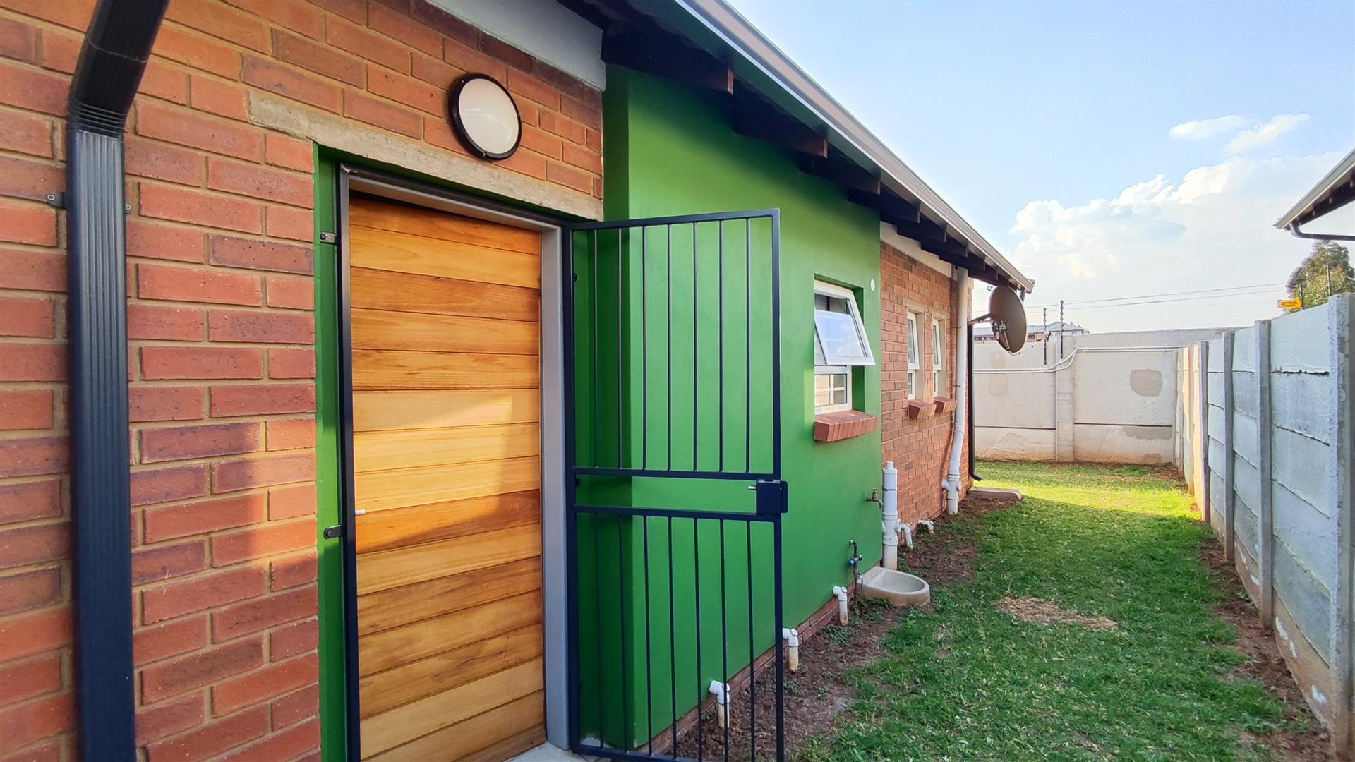Front View of property in Parkdene (JHB)