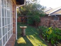  of property in Geelhoutpark