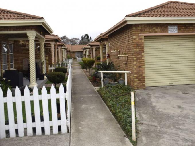 2 Bedroom Simplex for Sale For Sale in Van Dykpark - MR680616