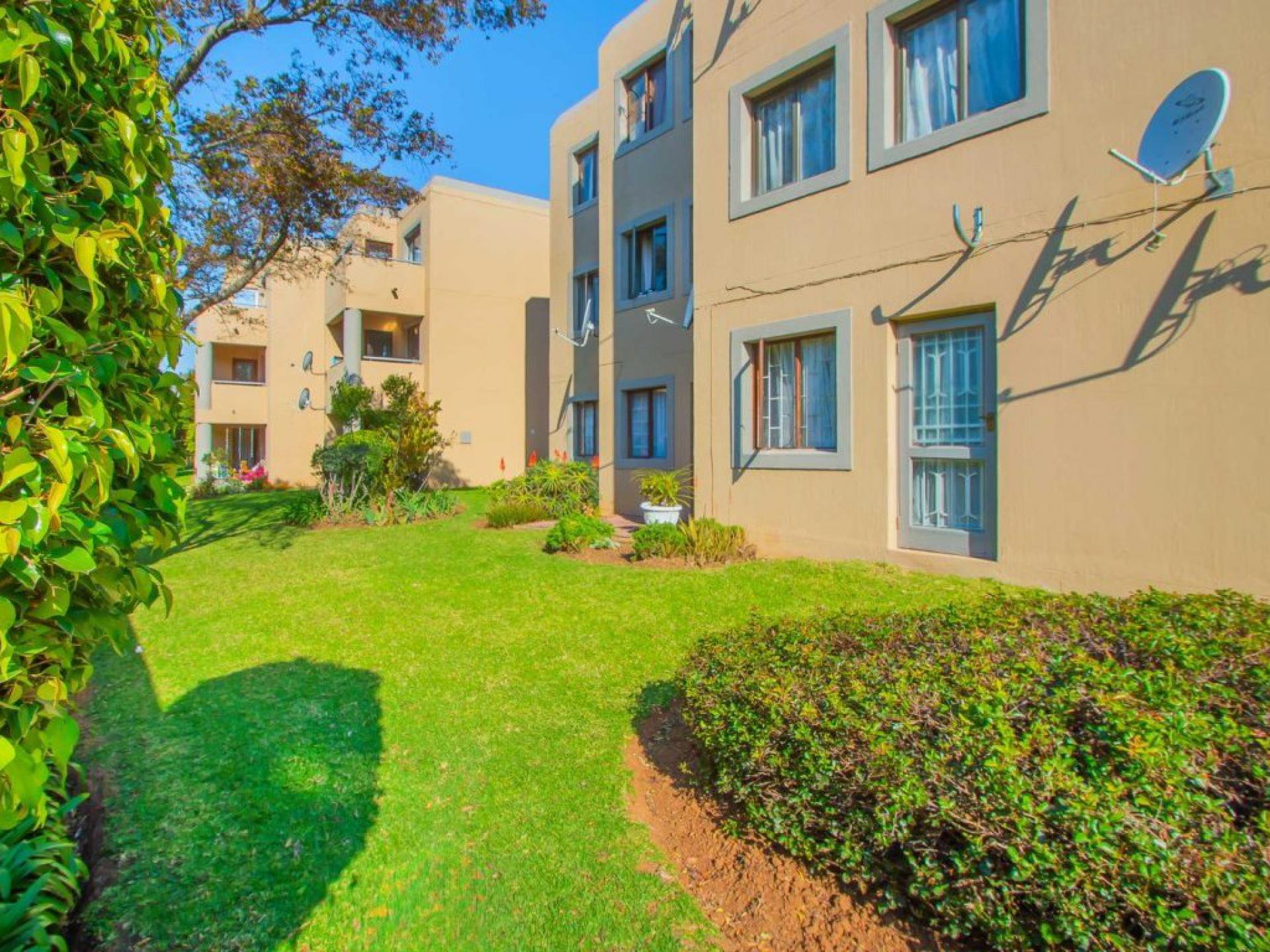  of property in Weltevreden Park