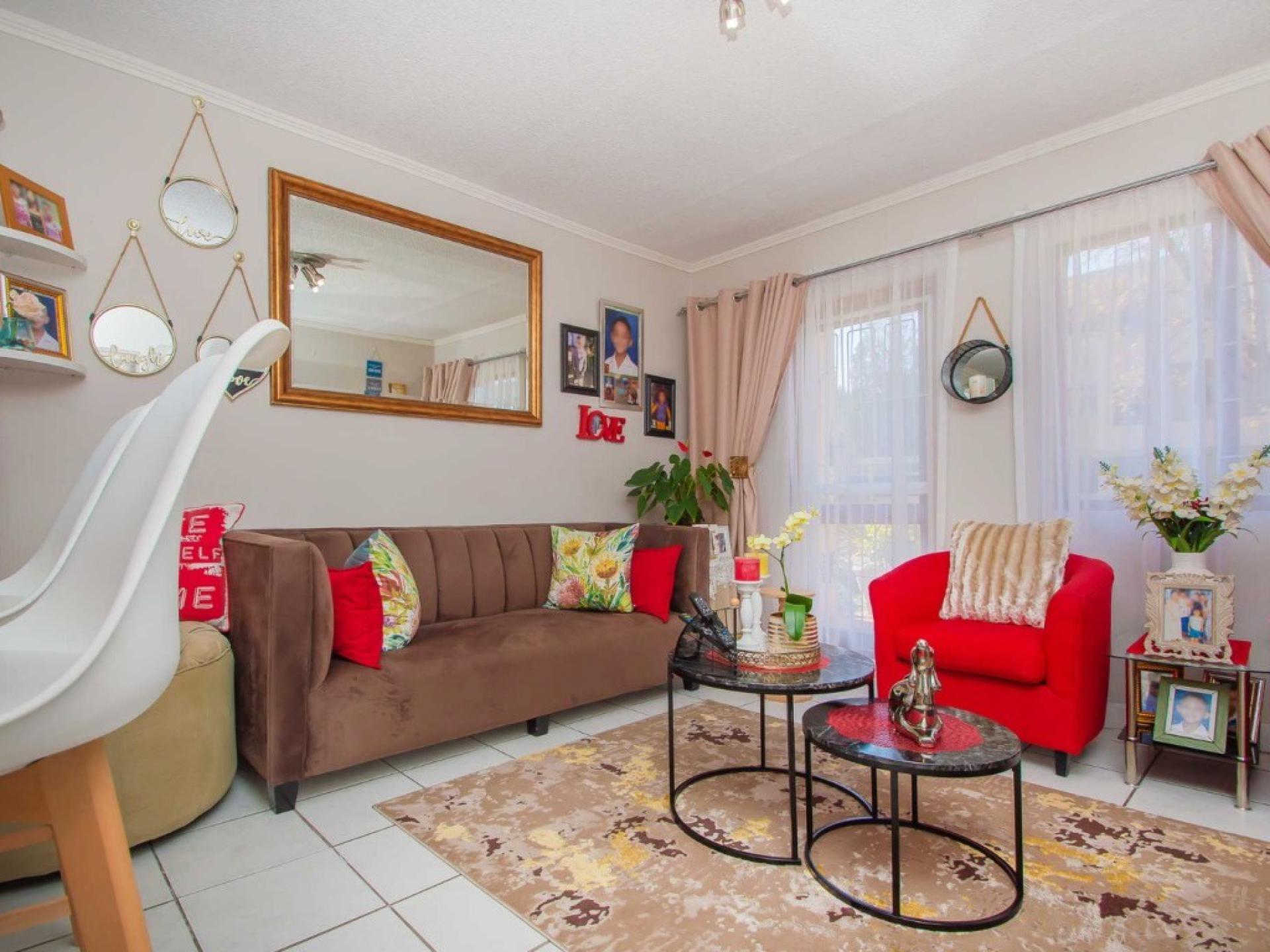  of property in Weltevreden Park