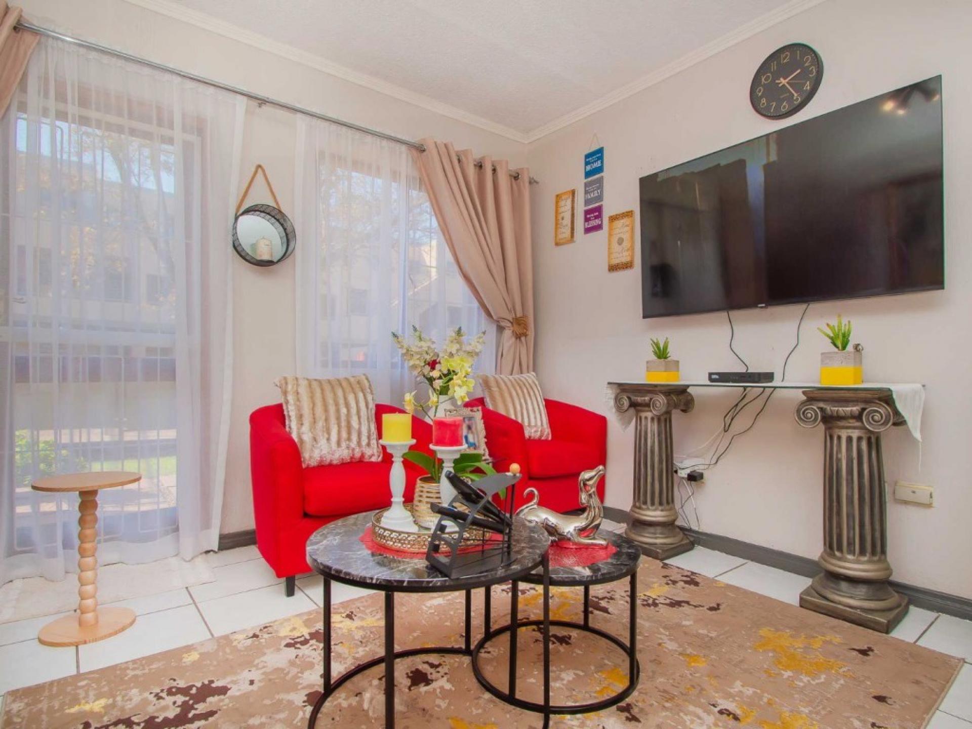  of property in Weltevreden Park